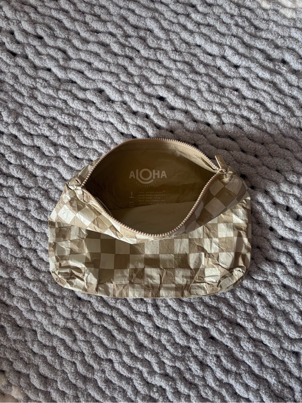 ALOHA collection Beige Checkered Women’s Pouch